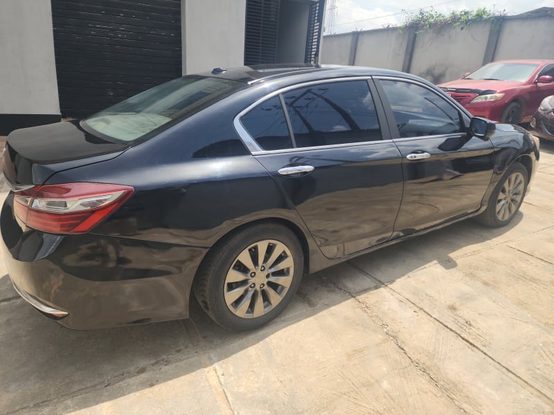 HONDA HONDA Accord 2.0 L L4 Oluyole