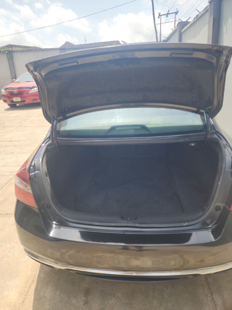 HONDA HONDA Accord 2.0 L L4 Oluyole