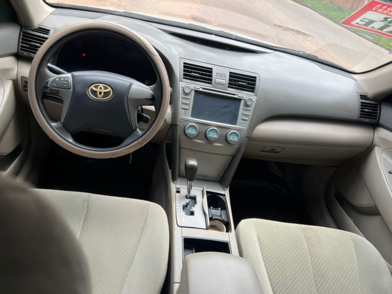 TOYOTA TOYOTA Camry LE Ifako-Ijaiye
