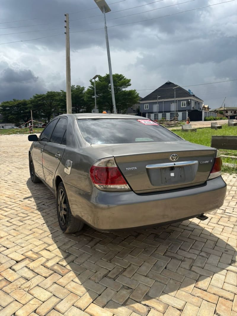 TOYOTA TOYOTA Camry LE Ifako-Ijaiye