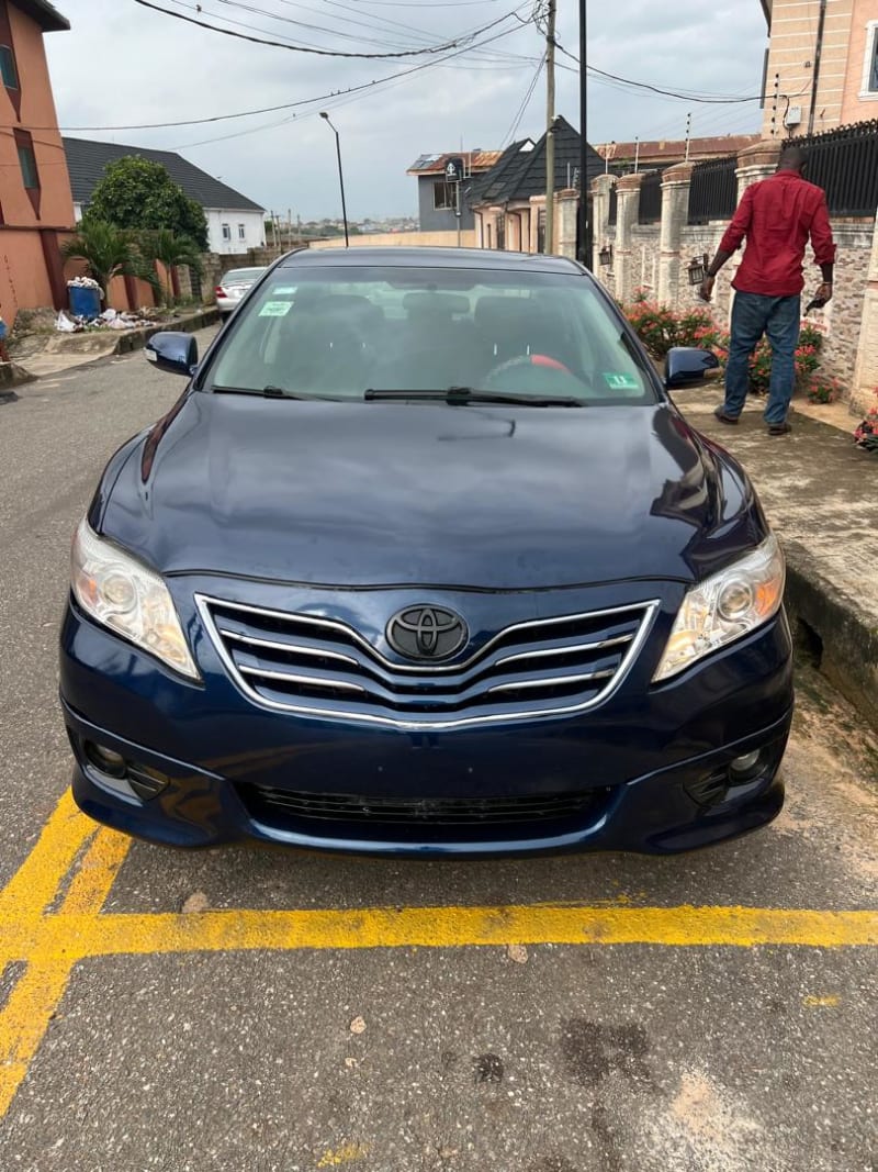 TOYOTA TOYOTA Camry SE Ifako-Ijaiye