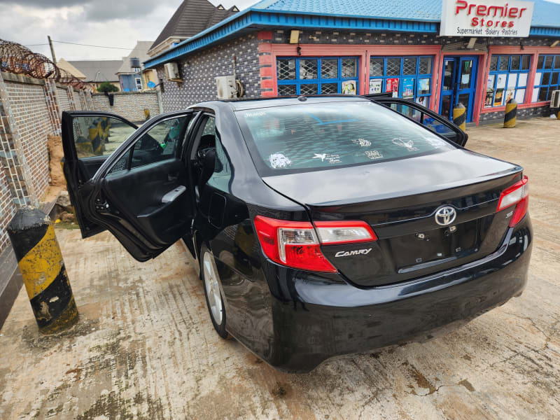 TOYOTA TOYOTA Camry SE Ifako-Ijaiye