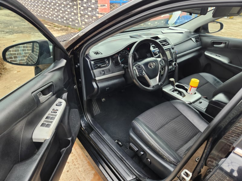 TOYOTA TOYOTA Camry SE Ifako-Ijaiye
