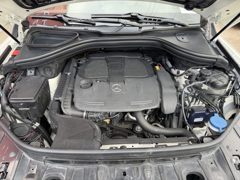MERCEDES-BENZ MERCEDES-BENZ M-Class ML 350 BlueEFFICIENCY 4x4 AT Agege