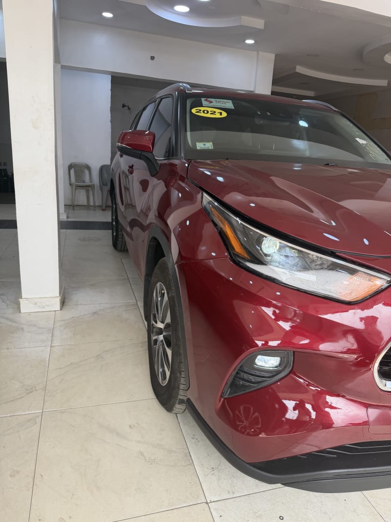 TOYOTA Toyota Highlander XLE Agege
