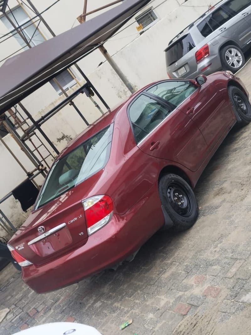 TOYOTA TOYOTA Camry LE Eti Osa