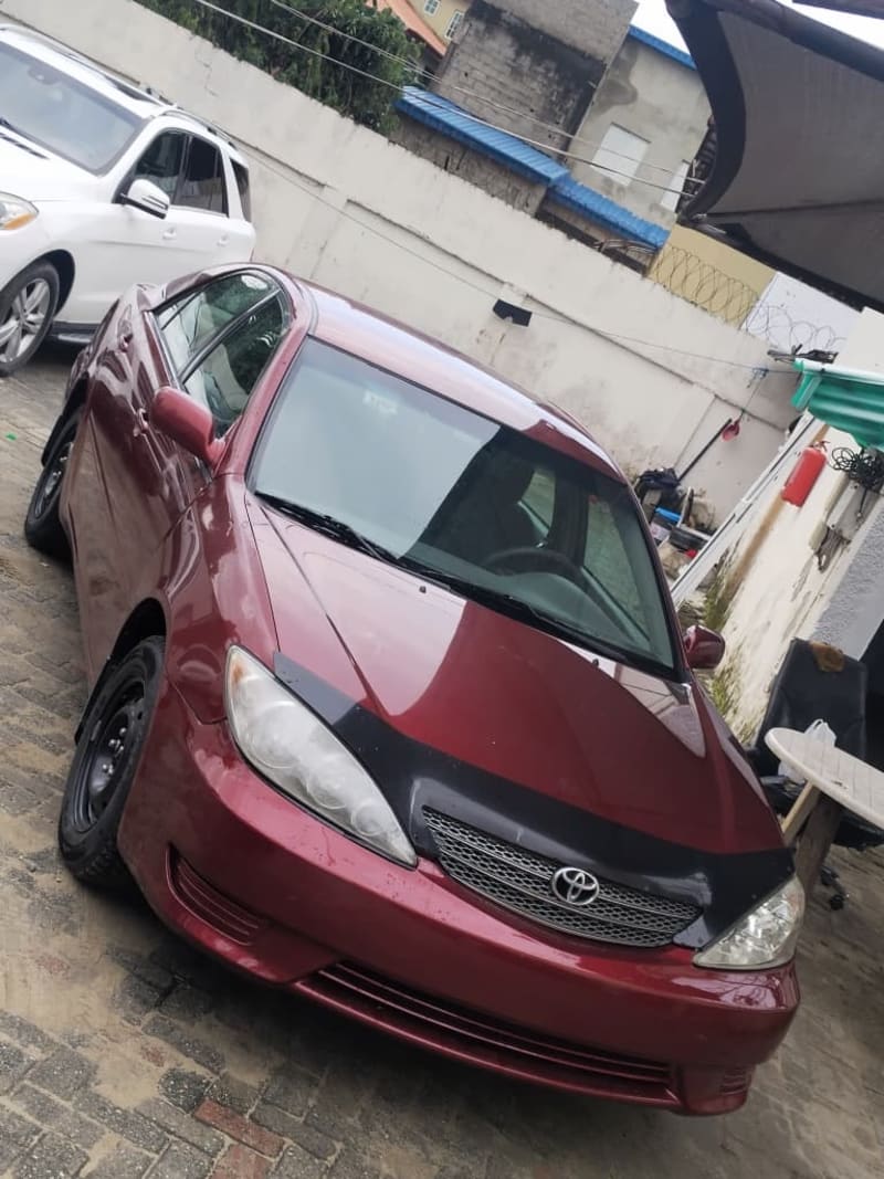 TOYOTA TOYOTA Camry LE Eti Osa