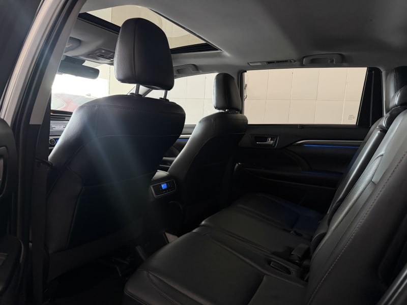 TOYOTA Toyota Highlander Limited Agege