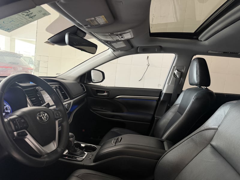 TOYOTA Toyota Highlander Limited Agege