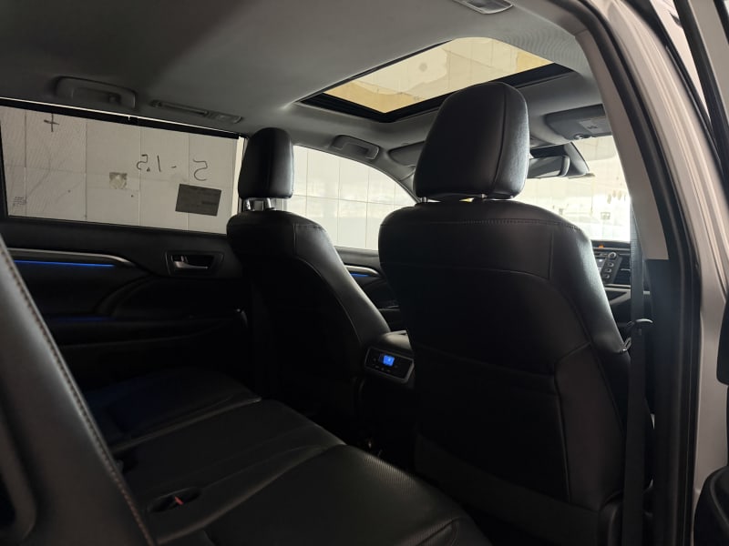 TOYOTA Toyota Highlander Limited Agege