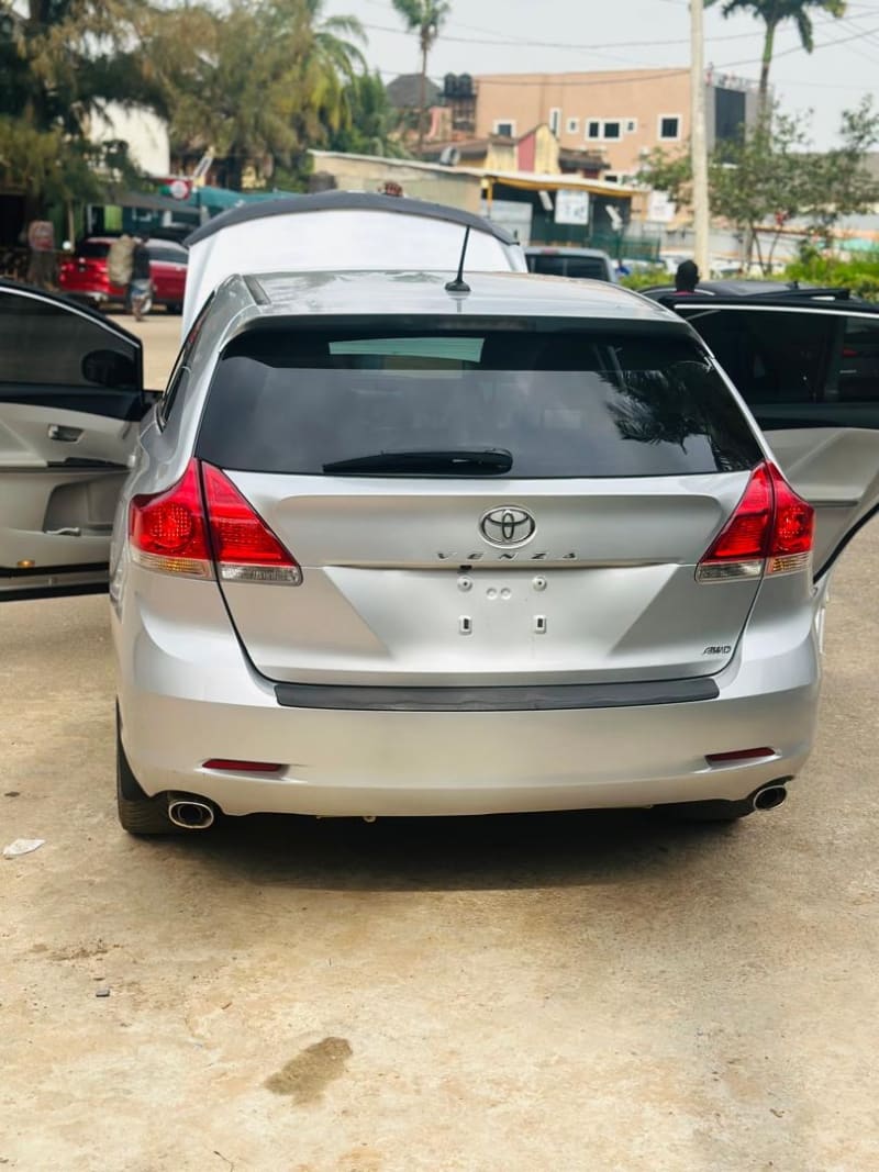 TOYOTA TOYOTA VENZA LE Alimosho