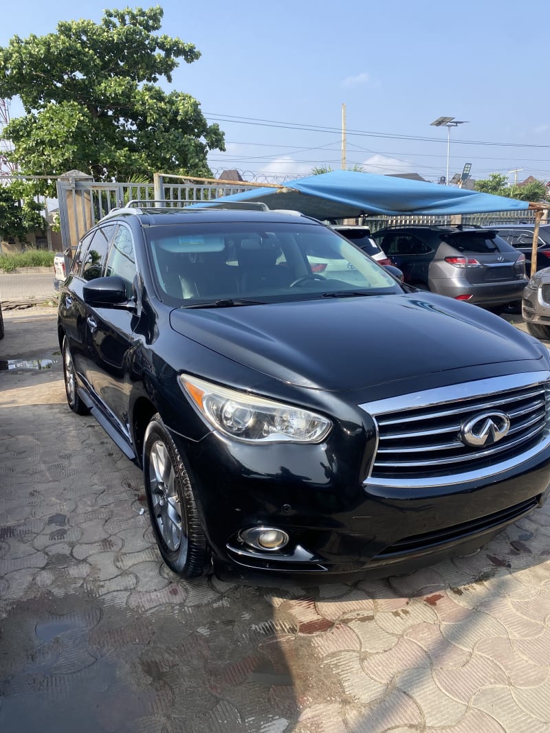 INFINITI INFINITI FX50 FX50 5.0 SV Vettel Edition AWD AT Amuwo-Odofin