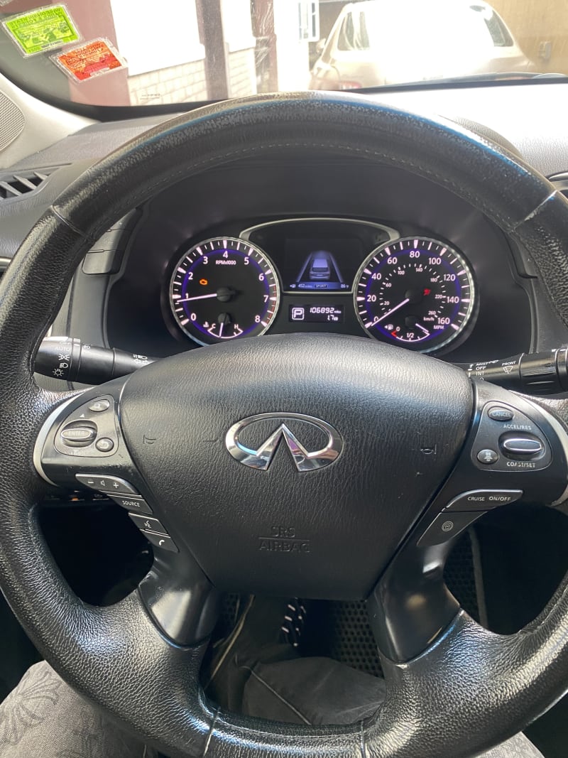 INFINITI INFINITI FX50 FX50 5.0 SV Vettel Edition AWD AT Amuwo-Odofin