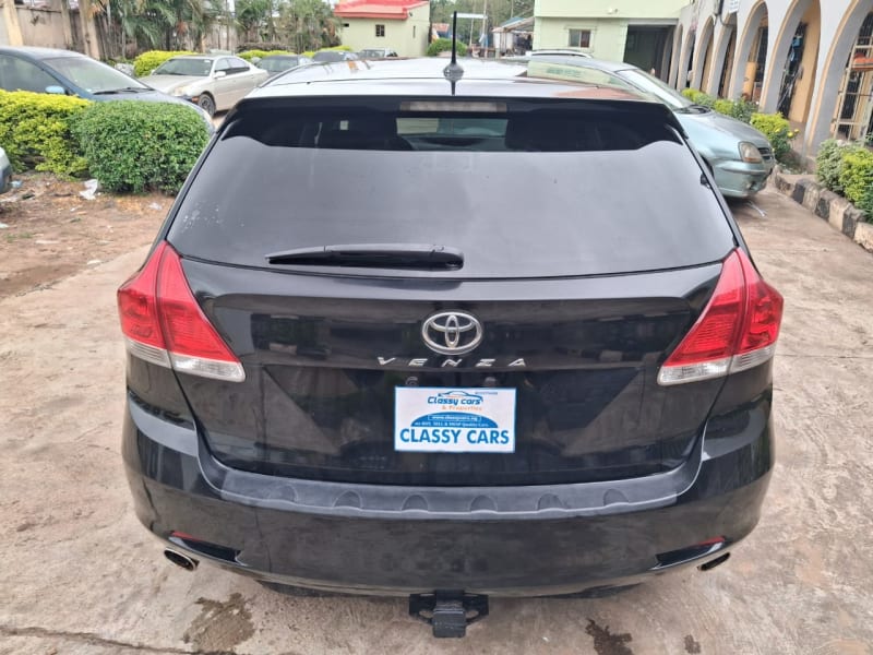TOYOTA TOYOTA VENZA 2.5 L Hybrid Ibadan South-West