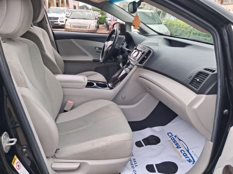 TOYOTA TOYOTA VENZA 2.5 L Hybrid Ibadan South-West