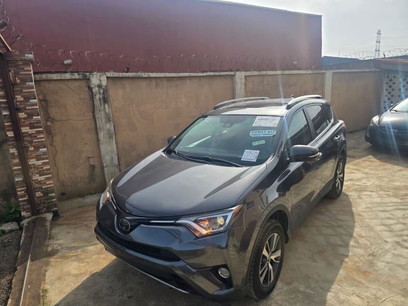 TOYOTA Toyota RAV4 XLE Ikeja
