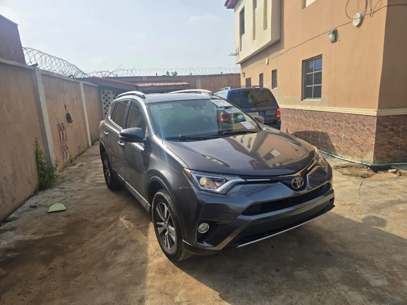 TOYOTA Toyota RAV4 XLE Ikeja