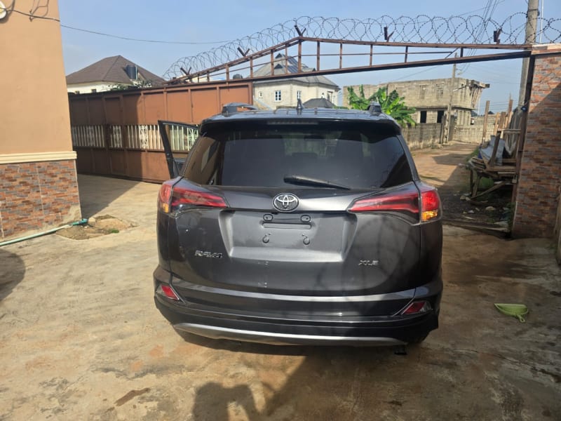 TOYOTA Toyota RAV4 XLE Ikeja
