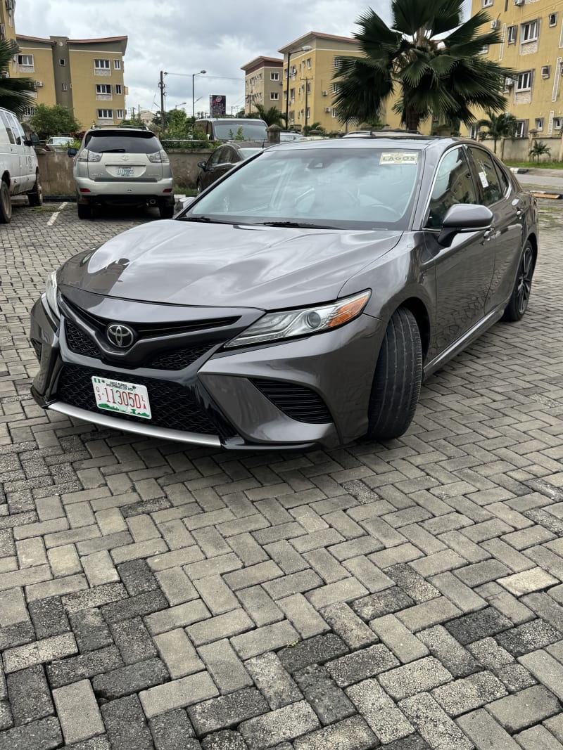 2019 TOYOTA TOYOTA Camry 2.5 L L4