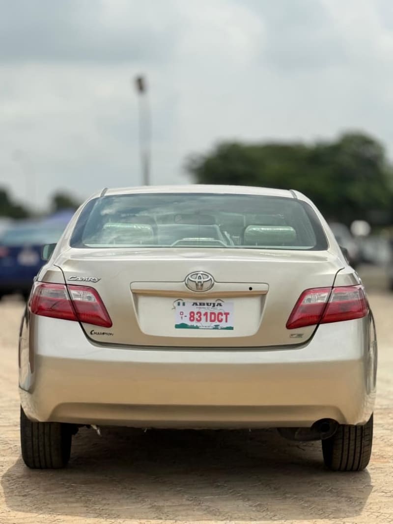 TOYOTA Camry 2.4 L L4 Municipal Area Council