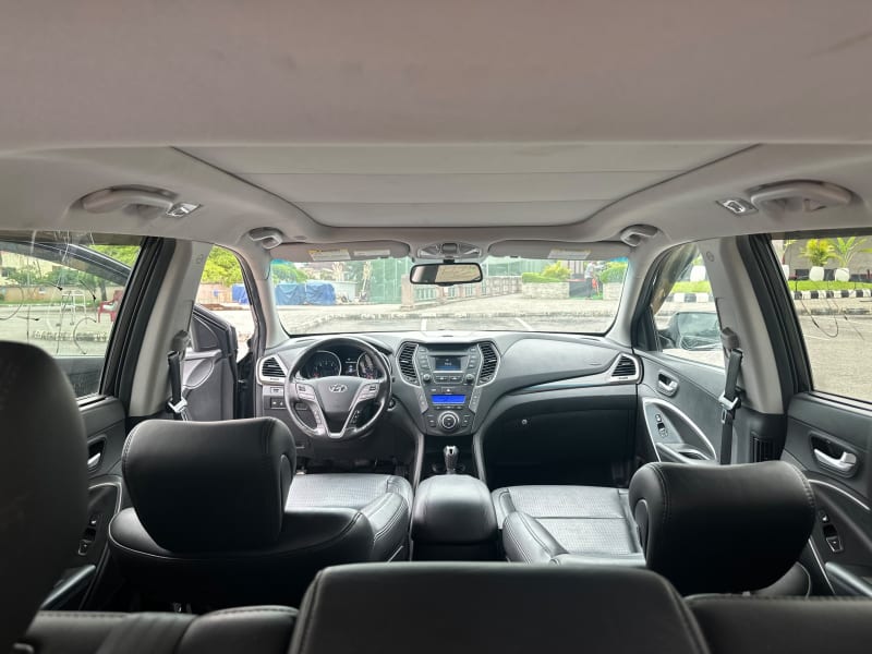 HYUNDAI Santa Fe SE Ikeja