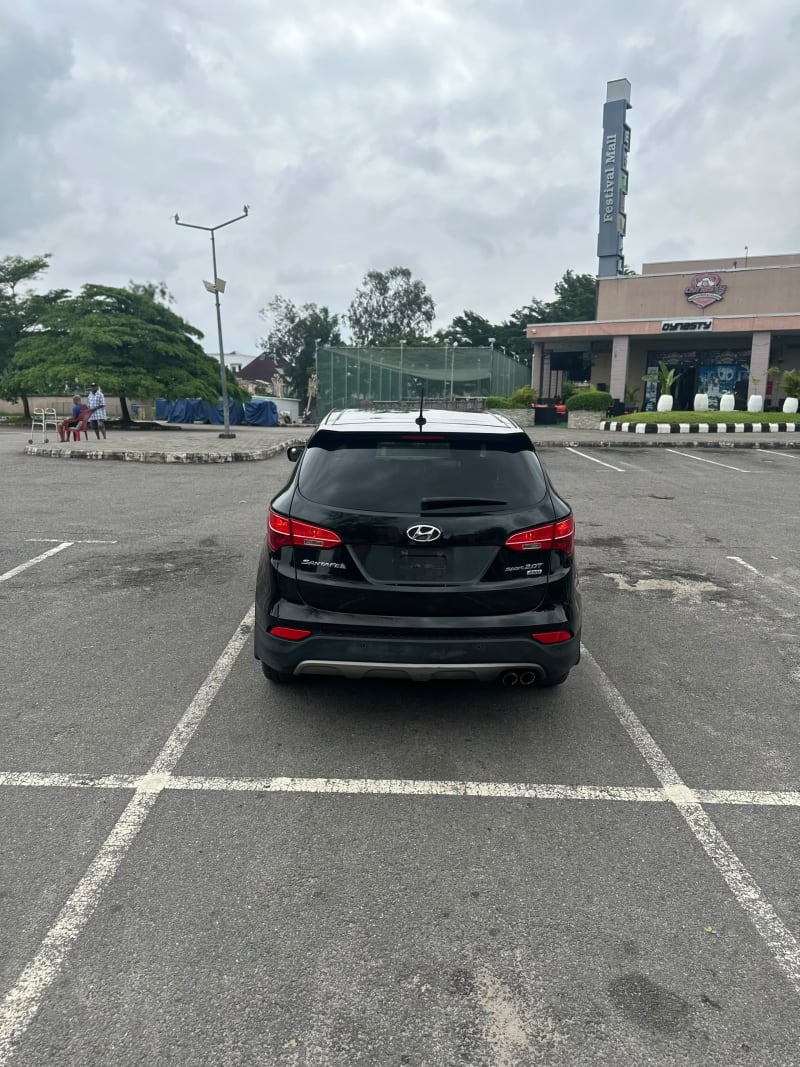 HYUNDAI Santa Fe SE Ikeja