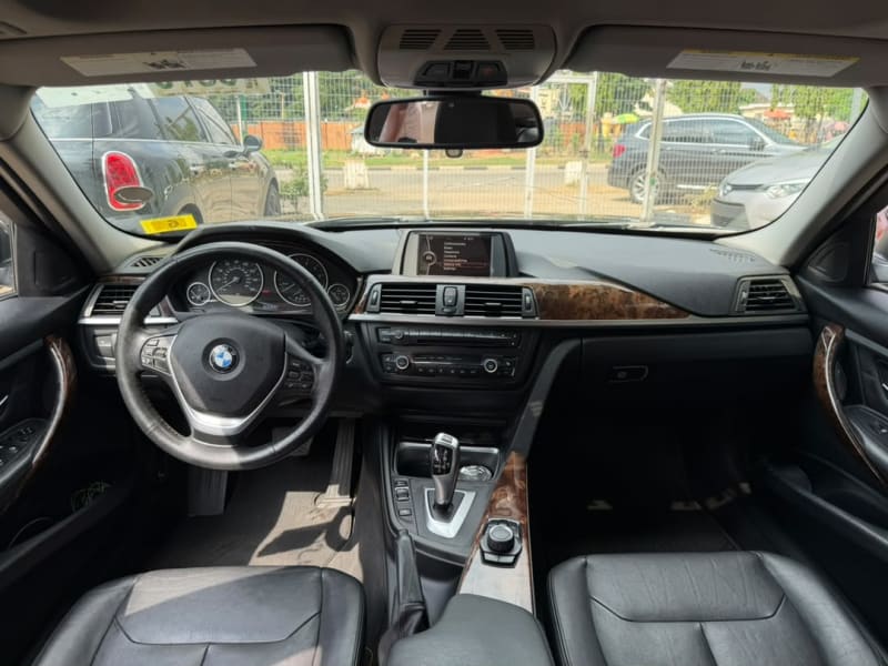 BMW 3 Series 320i Municipal Area Council