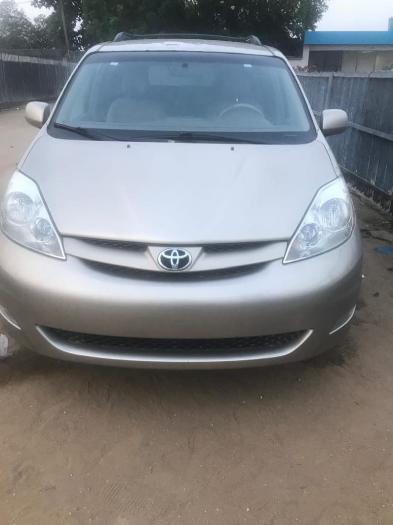 TOYOTA Sienna XLE Ikorodu