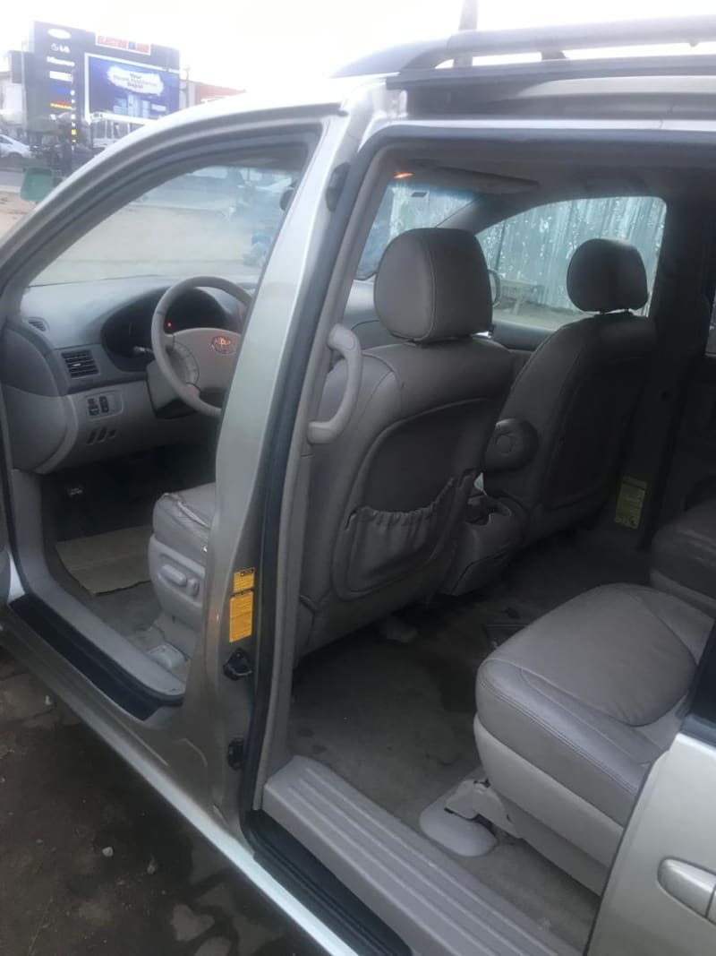 TOYOTA Sienna XLE Ikorodu