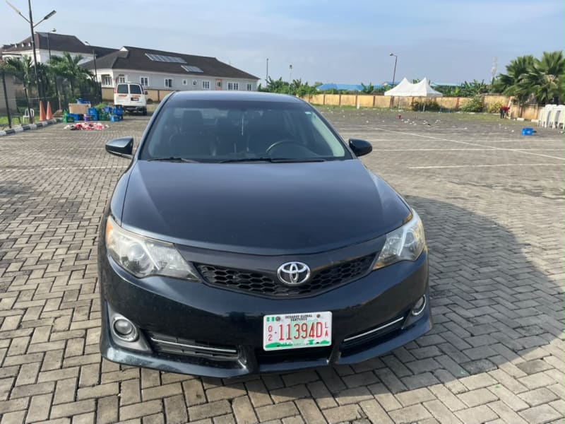 2014 TOYOTA TOYOTA Camry 2.5 L L4