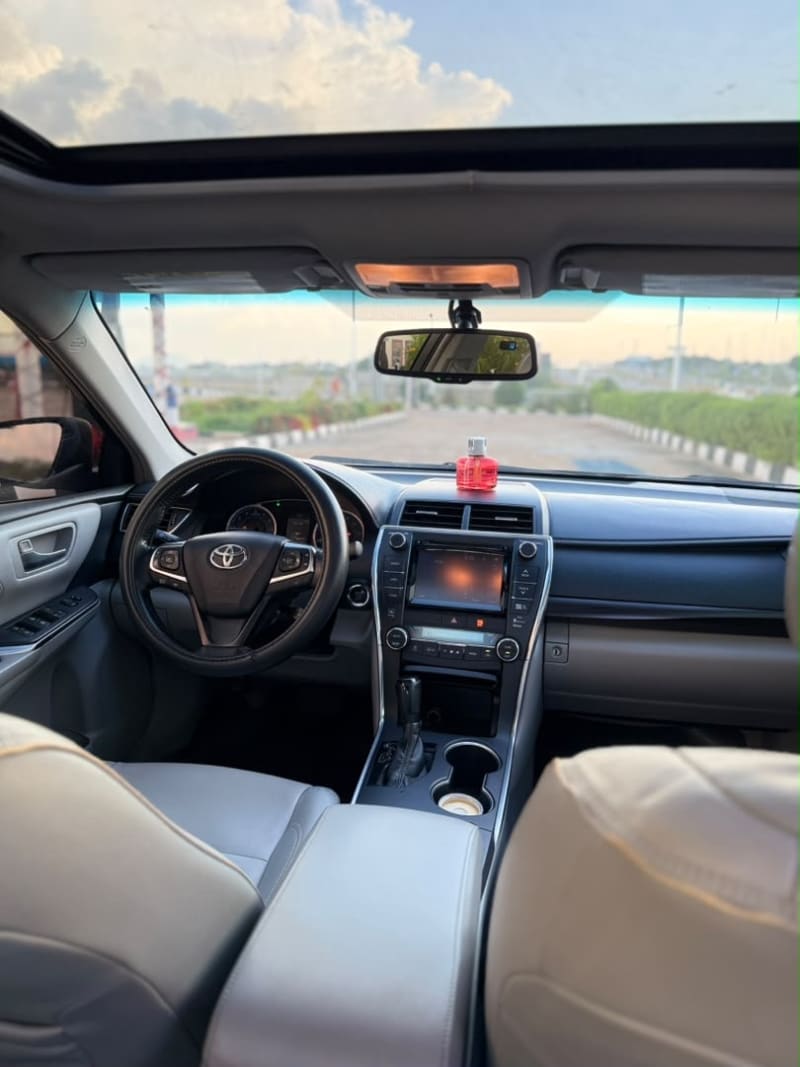 TOYOTA Camry XLE Ilorin West