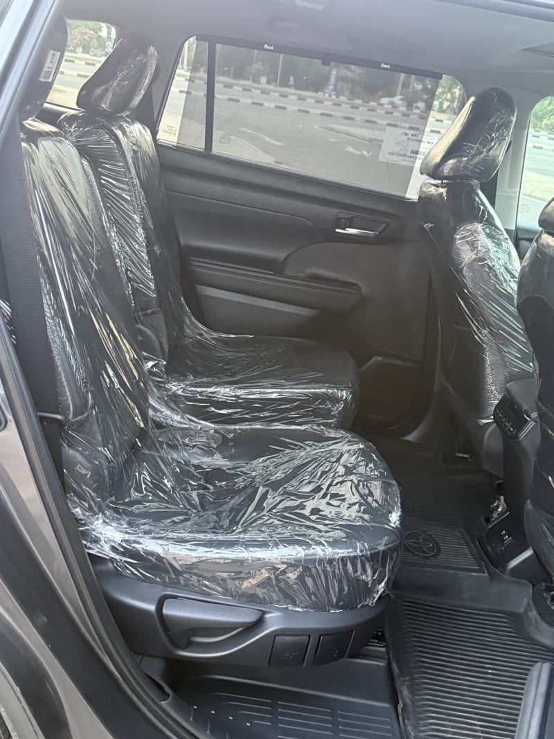 TOYOTA Highlander XLE Municipal Area Council