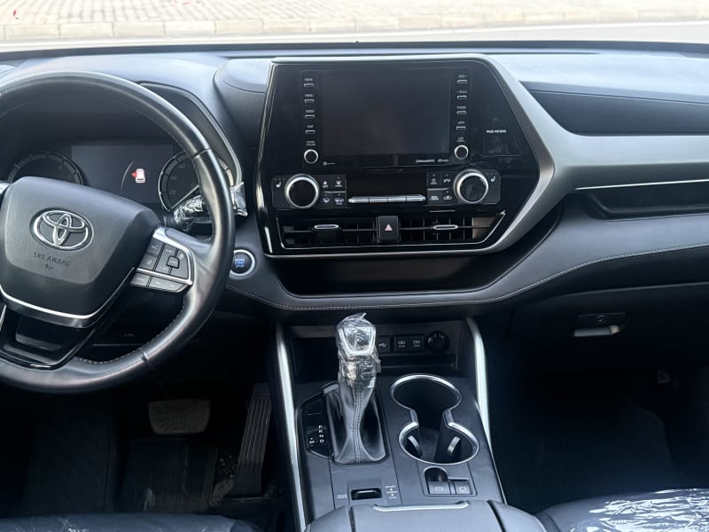 TOYOTA Highlander XLE Municipal Area Council