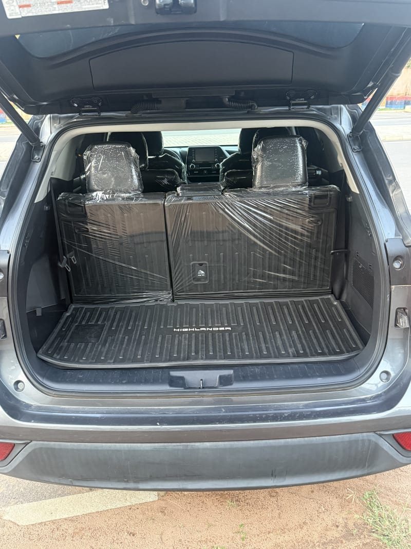 TOYOTA Highlander XLE Municipal Area Council