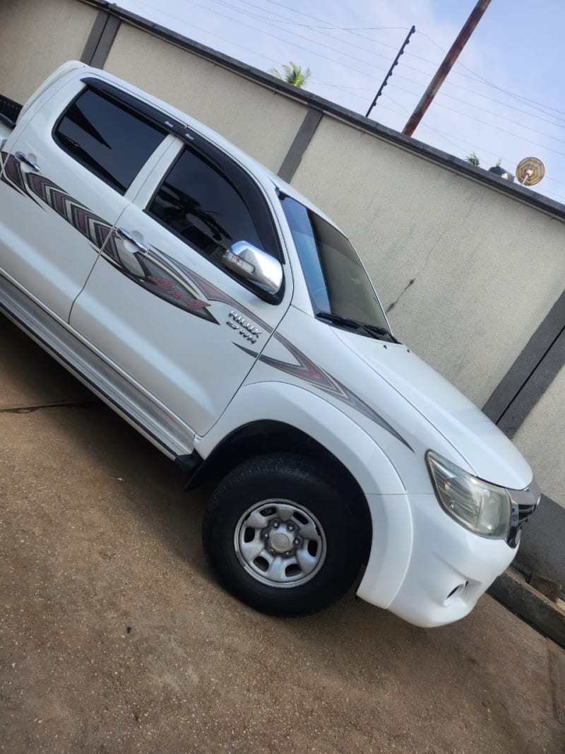 TOYOTA Hilux 1800 LWB C-Shift PF PU Municipal Area Council