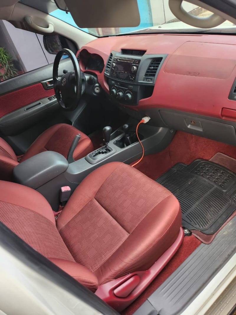 TOYOTA Hilux 1800 LWB C-Shift PF PU Municipal Area Council