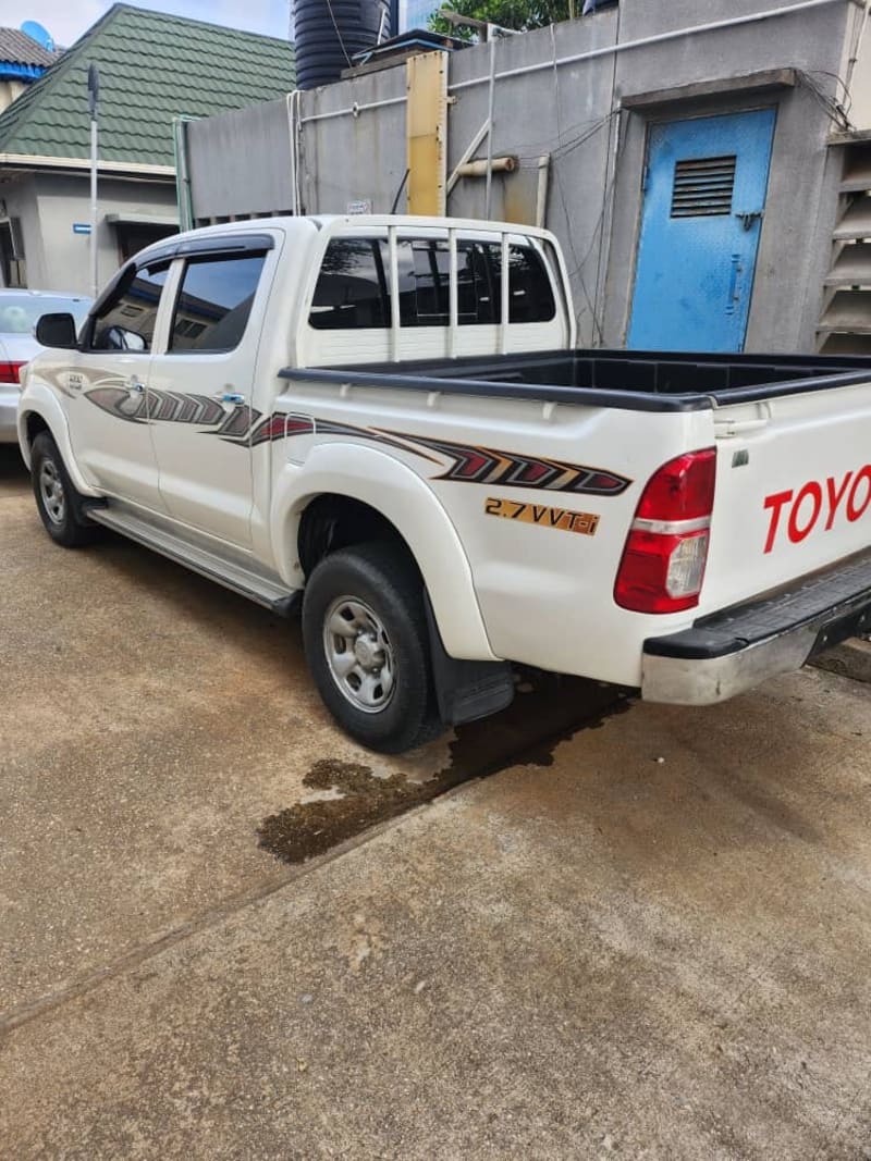 TOYOTA Hilux 1800 LWB C-Shift PF PU Municipal Area Council