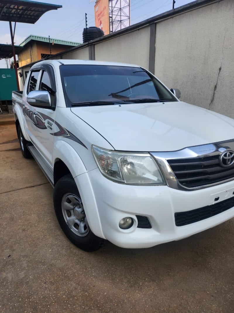 TOYOTA Hilux 1800 LWB C-Shift PF PU Municipal Area Council