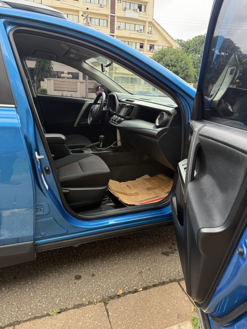 TOYOTA RAV4 LE Municipal Area Council