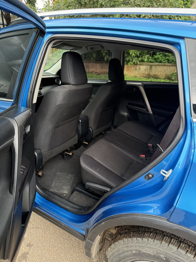 TOYOTA RAV4 LE Municipal Area Council