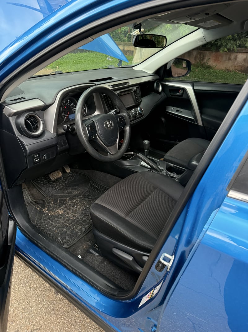TOYOTA RAV4 LE Municipal Area Council