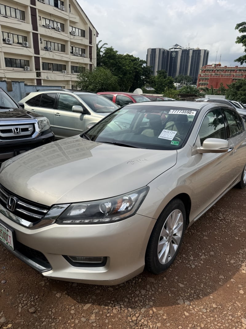 HONDA Accord EX-L Municipal Area Council