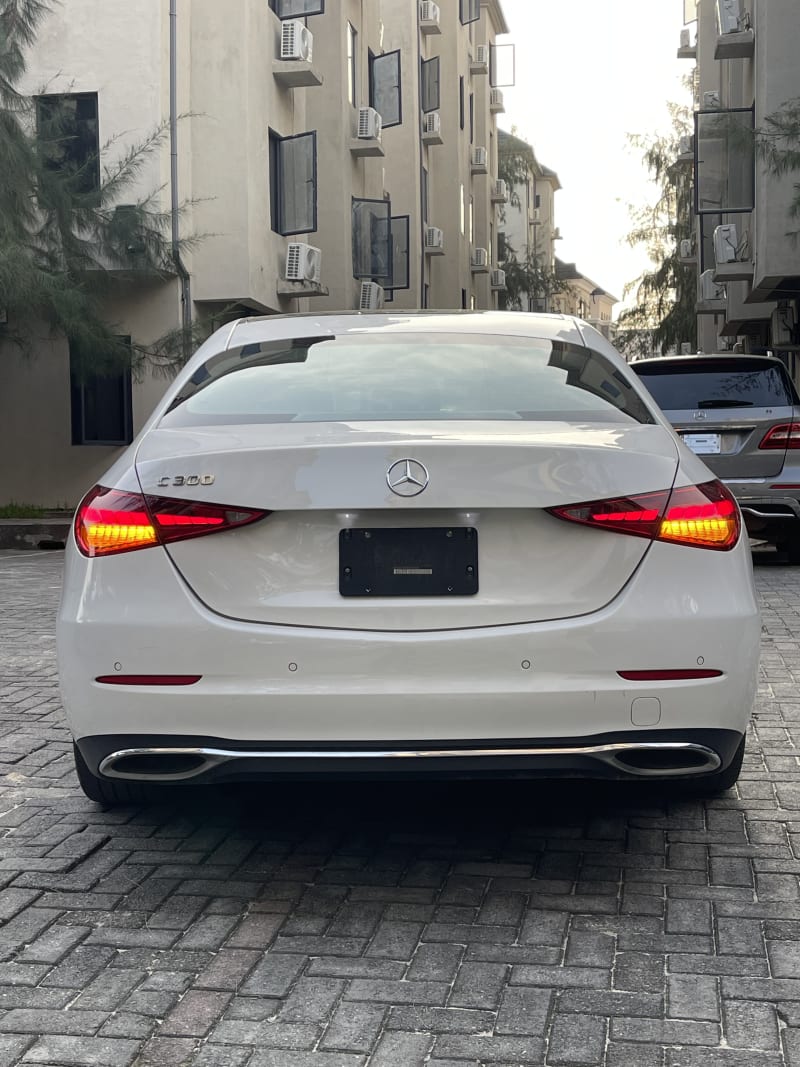 MERCEDES-BENZ C-Class C 300 Eti Osa