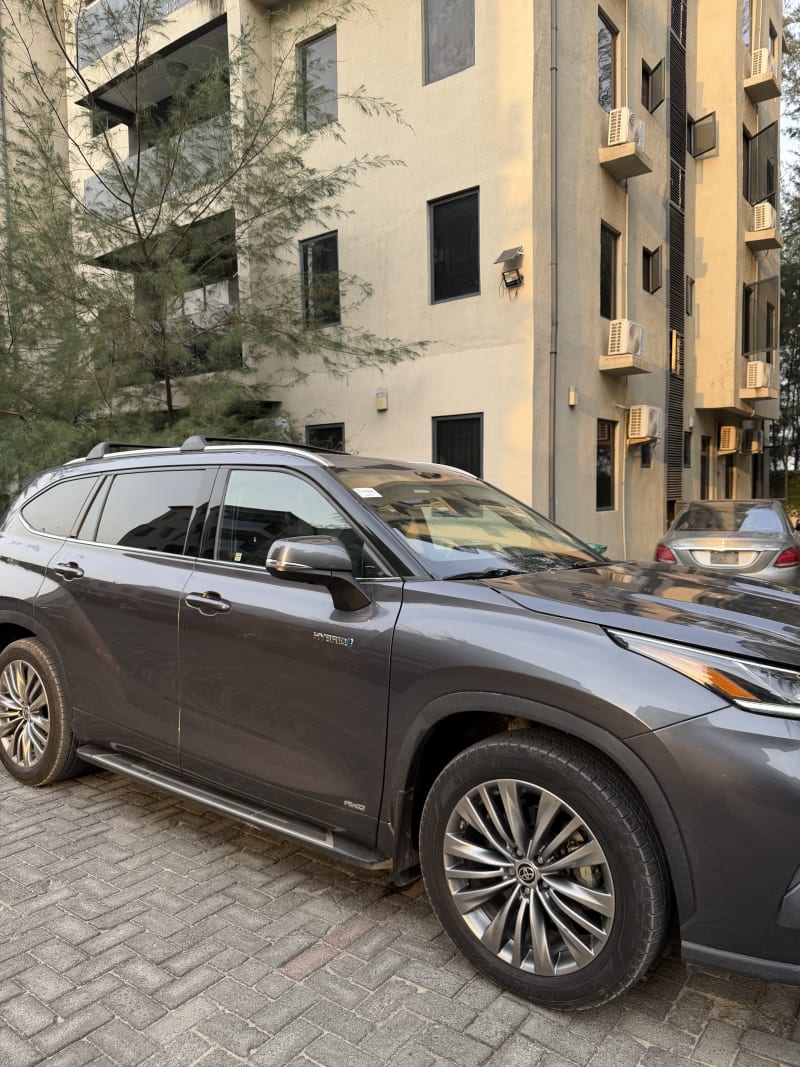 TOYOTA Highlander Hybrid Limited Eti Osa