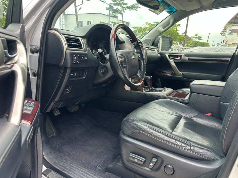LEXUS GX 460 Premium Eti Osa