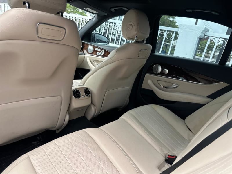MERCEDES-BENZ E-Class E 300 Eti Osa