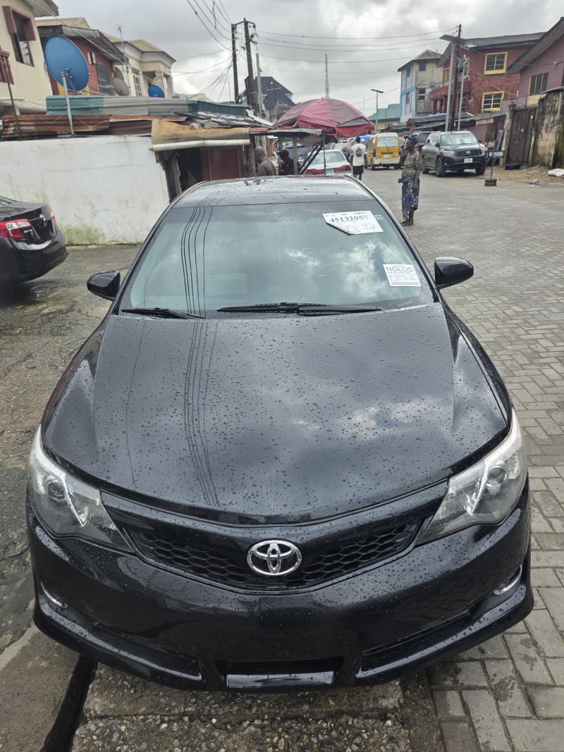 2014 TOYOTA TOYOTA Camry 2.4 L L4