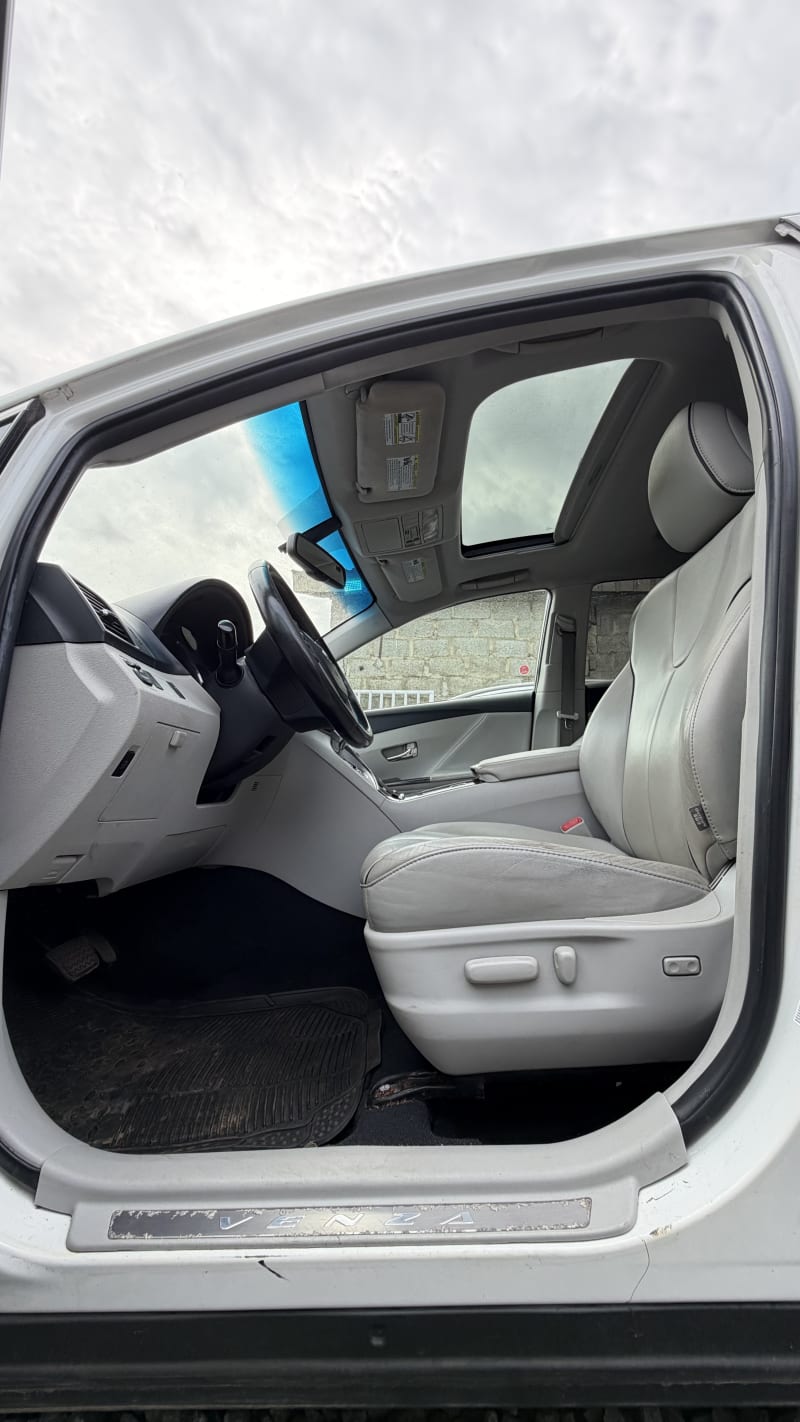 TOYOTA VENZA Limited Oshodi-Isolo