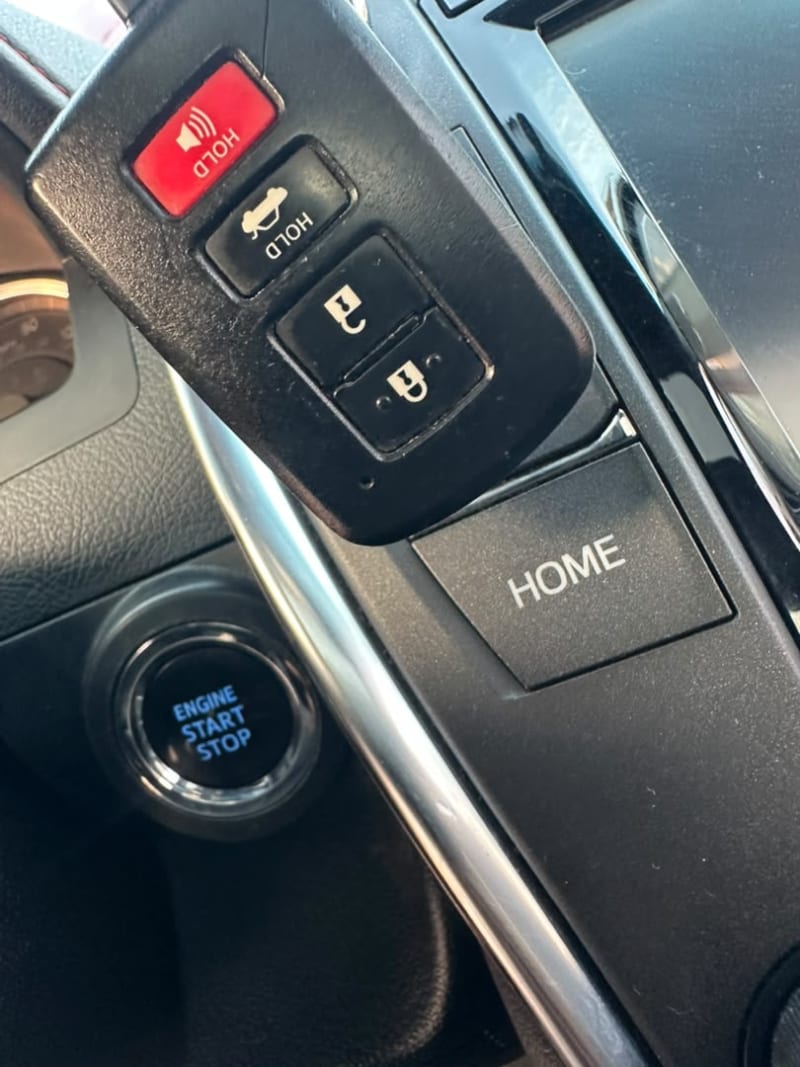 TOYOTA Camry 2.5 L L4 Shomolu