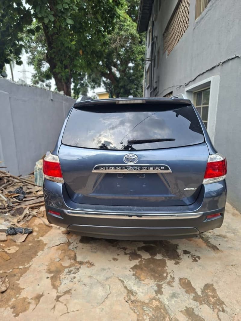2013 TOYOTA Toyota Highlander Limited